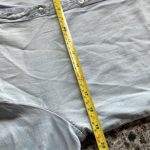 Velvet Heart embroidered chambray denim shirt women’s sz S oversized highlow hem - Picture 9 of 12